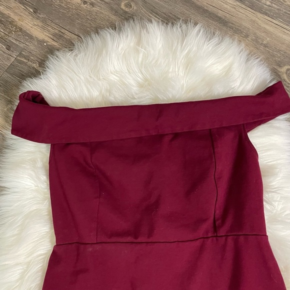 Lulus Maroon body con dress - Picture 4 of 8